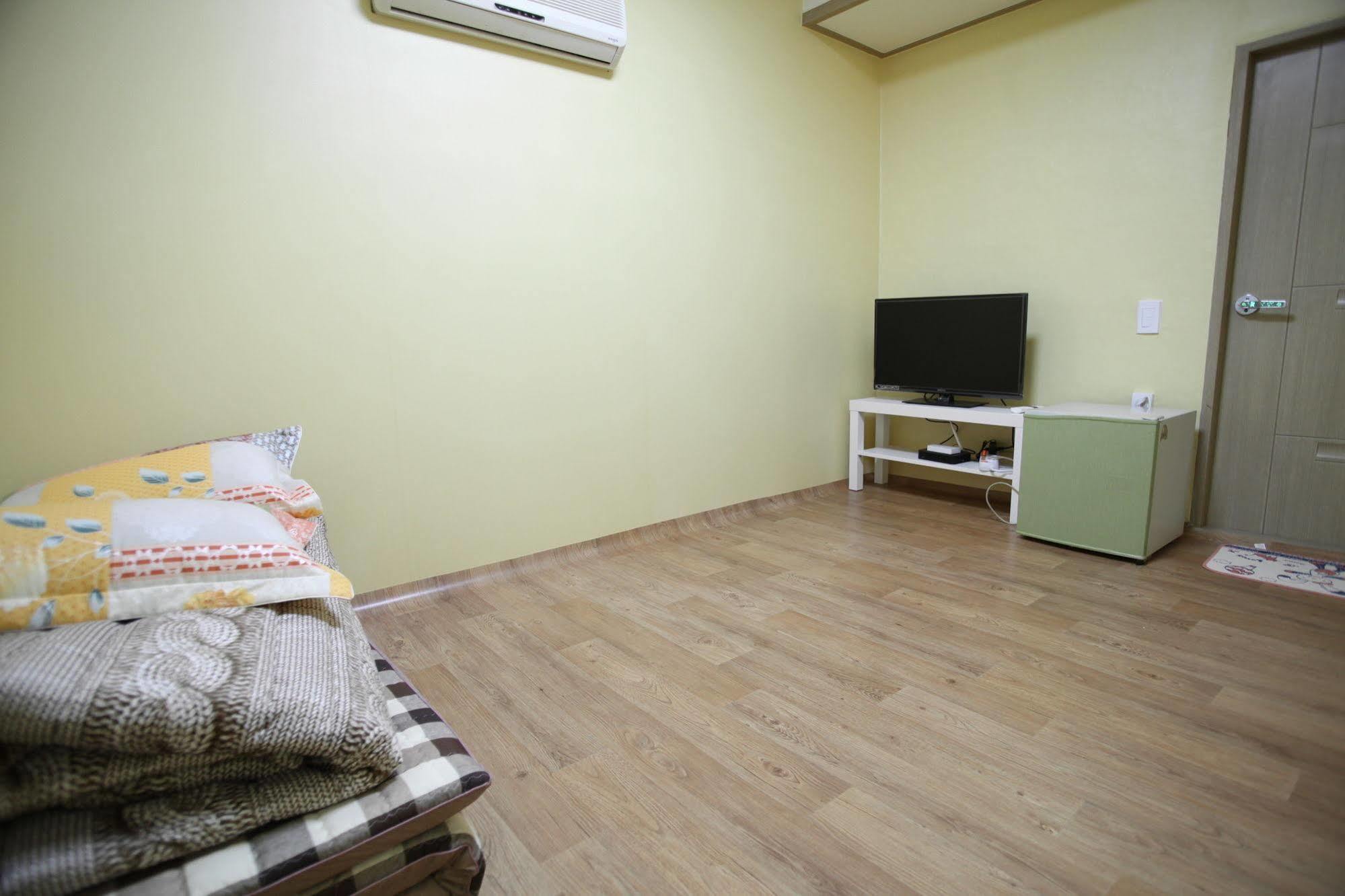 Dadam Guesthouse Yeosu Dış mekan fotoğraf