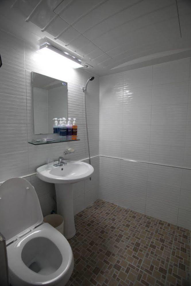 Dadam Guesthouse Yeosu Dış mekan fotoğraf